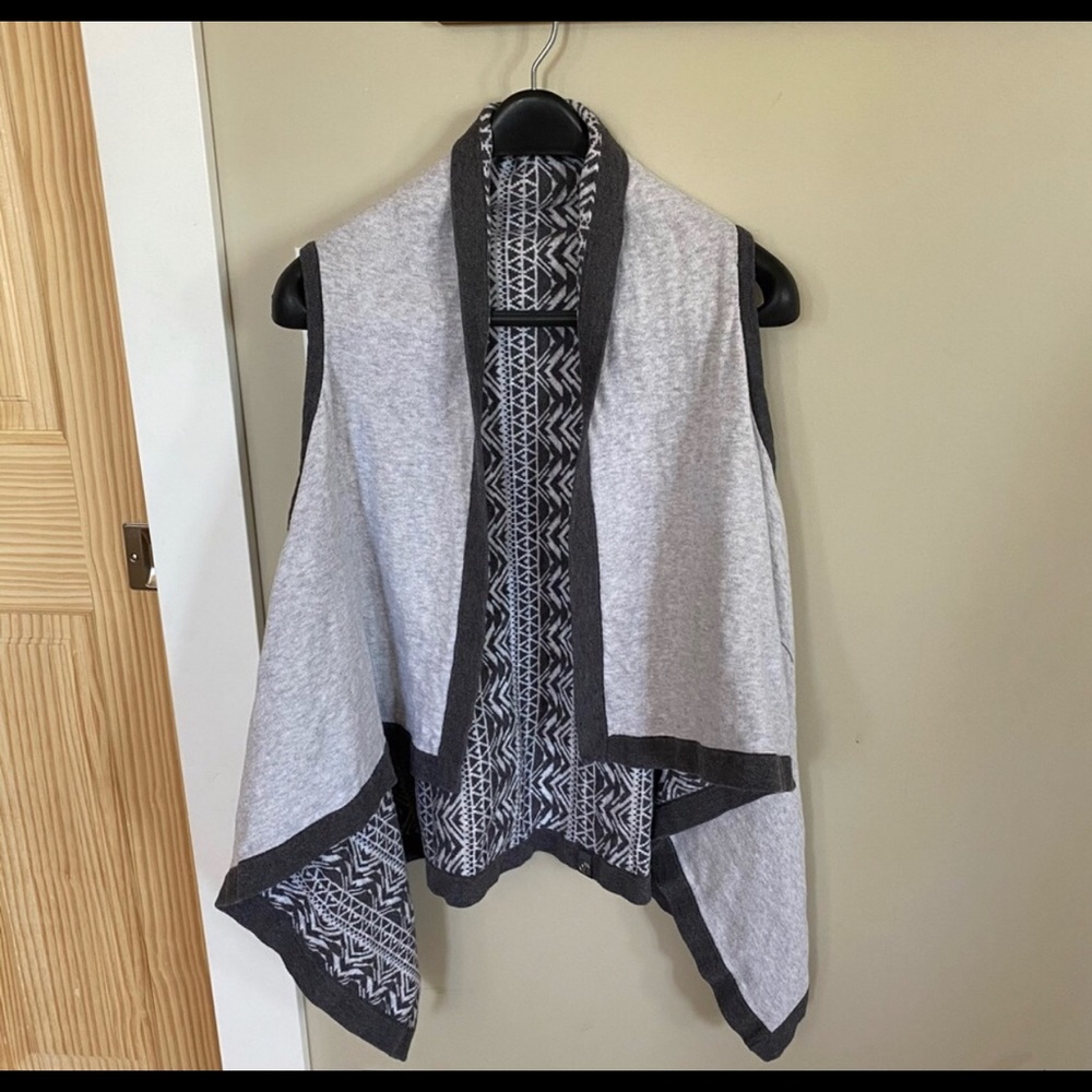 Ivivva Wrap With Attitude